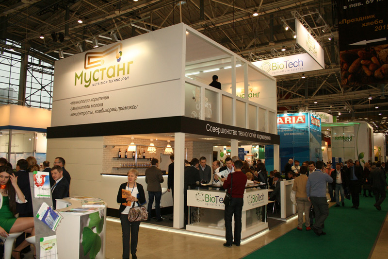 Эксклюзивный стенд для компании "Мустанг"